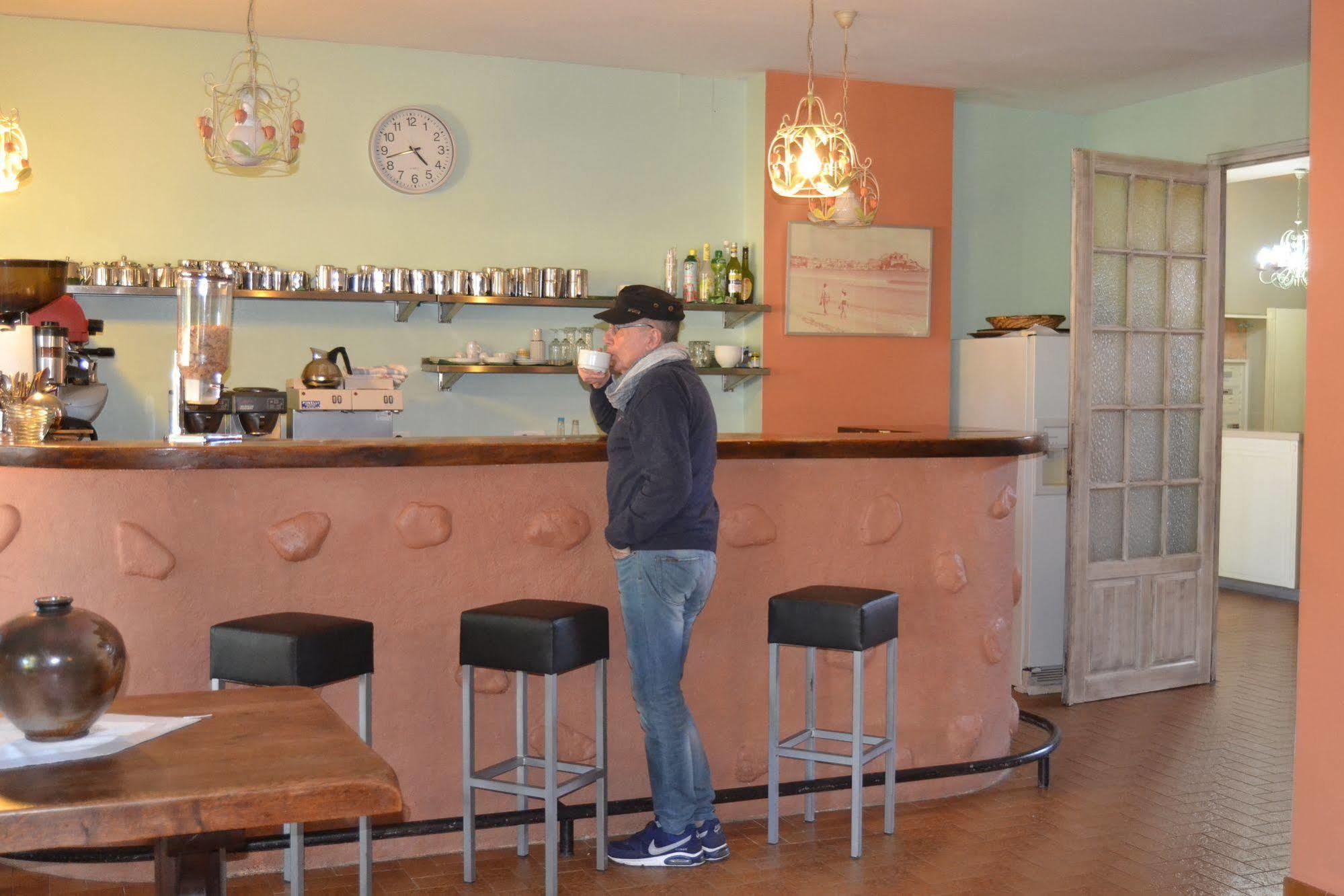 Hotel Cyrnea Calvi  Kültér fotó