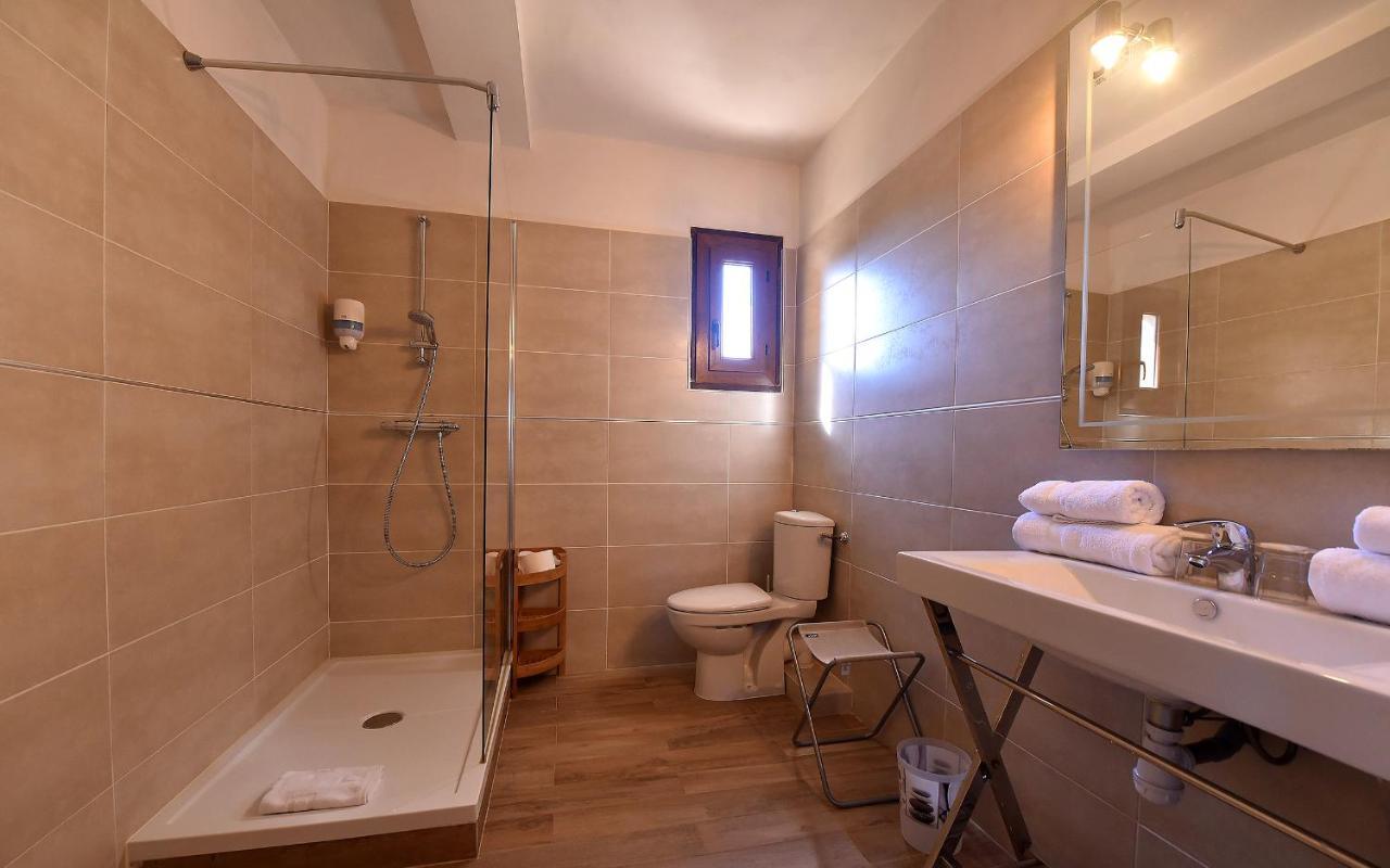 Hotel Cyrnea Calvi  Kültér fotó